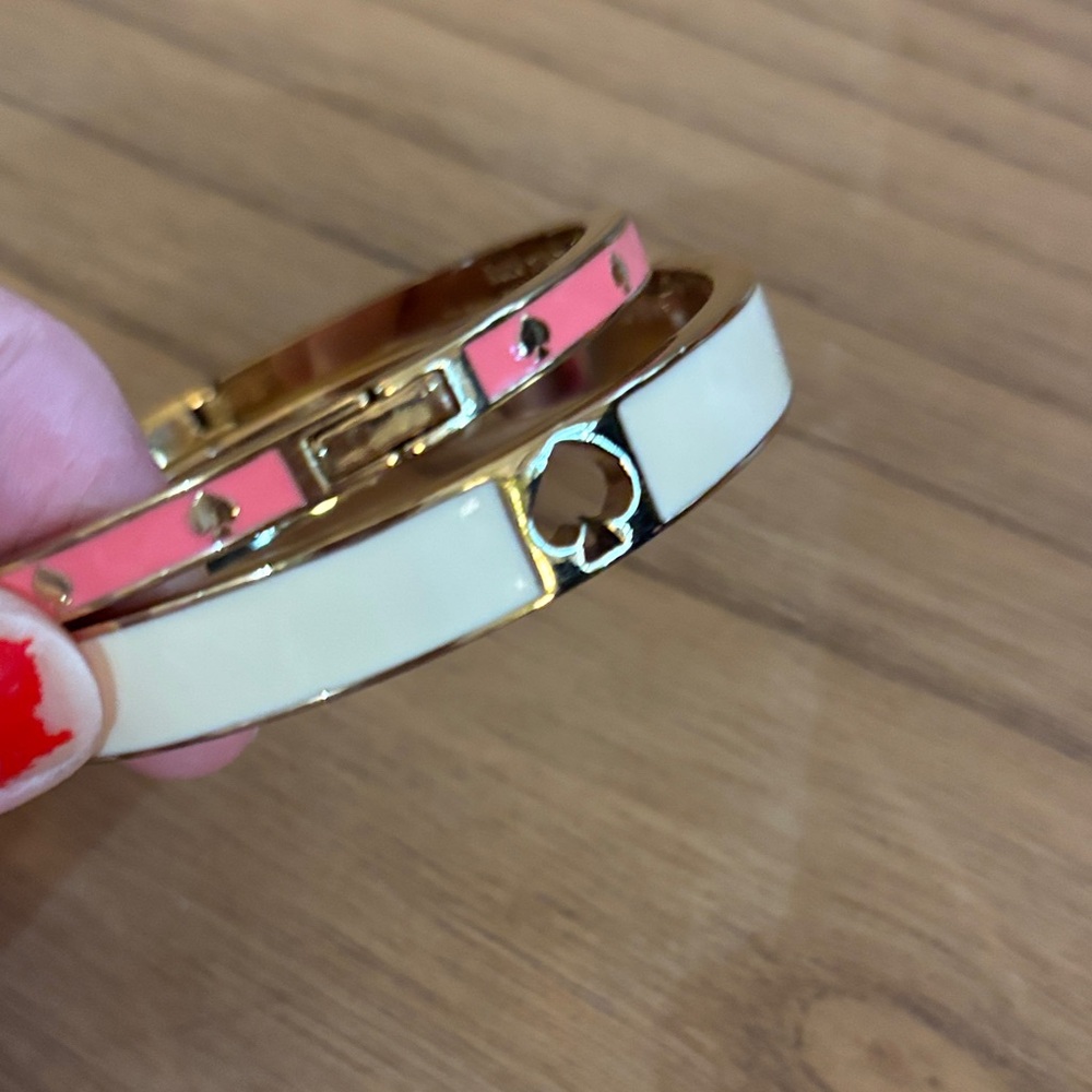 KATE SPADE Elegant Pink and White Bangle Set